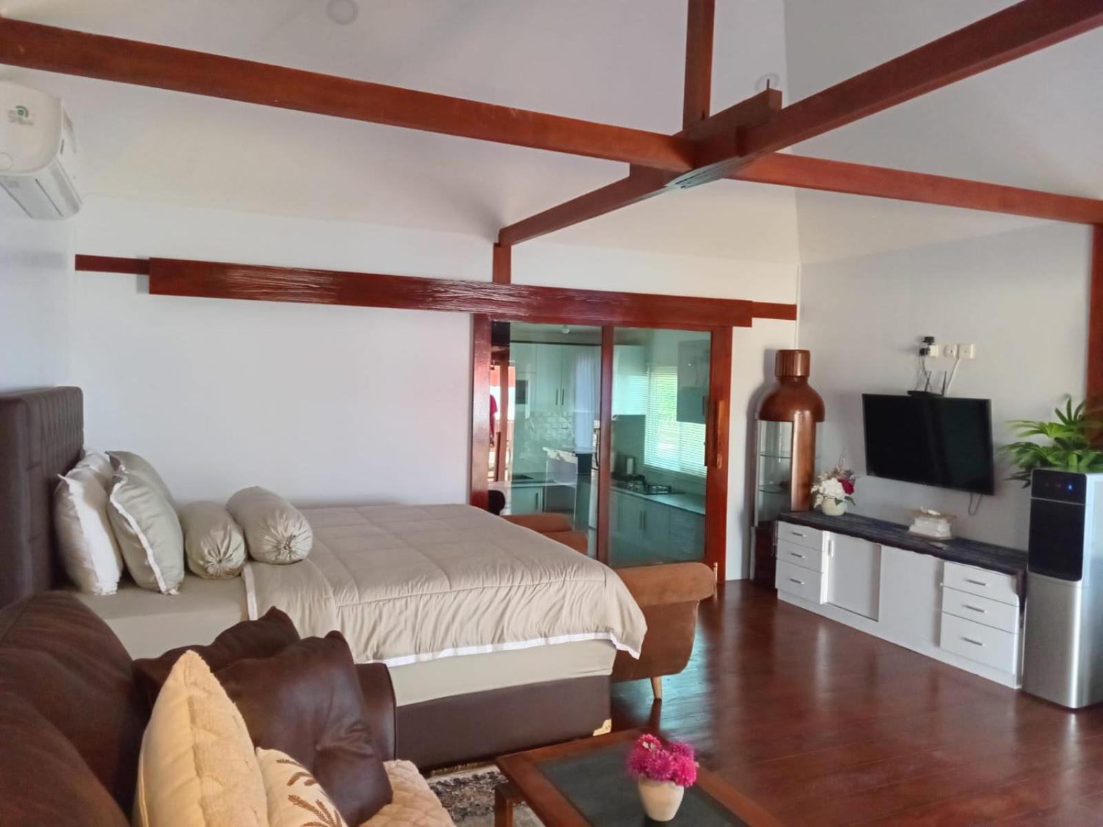 Mama Nings Beach Hotel Sekongkang 외부 사진