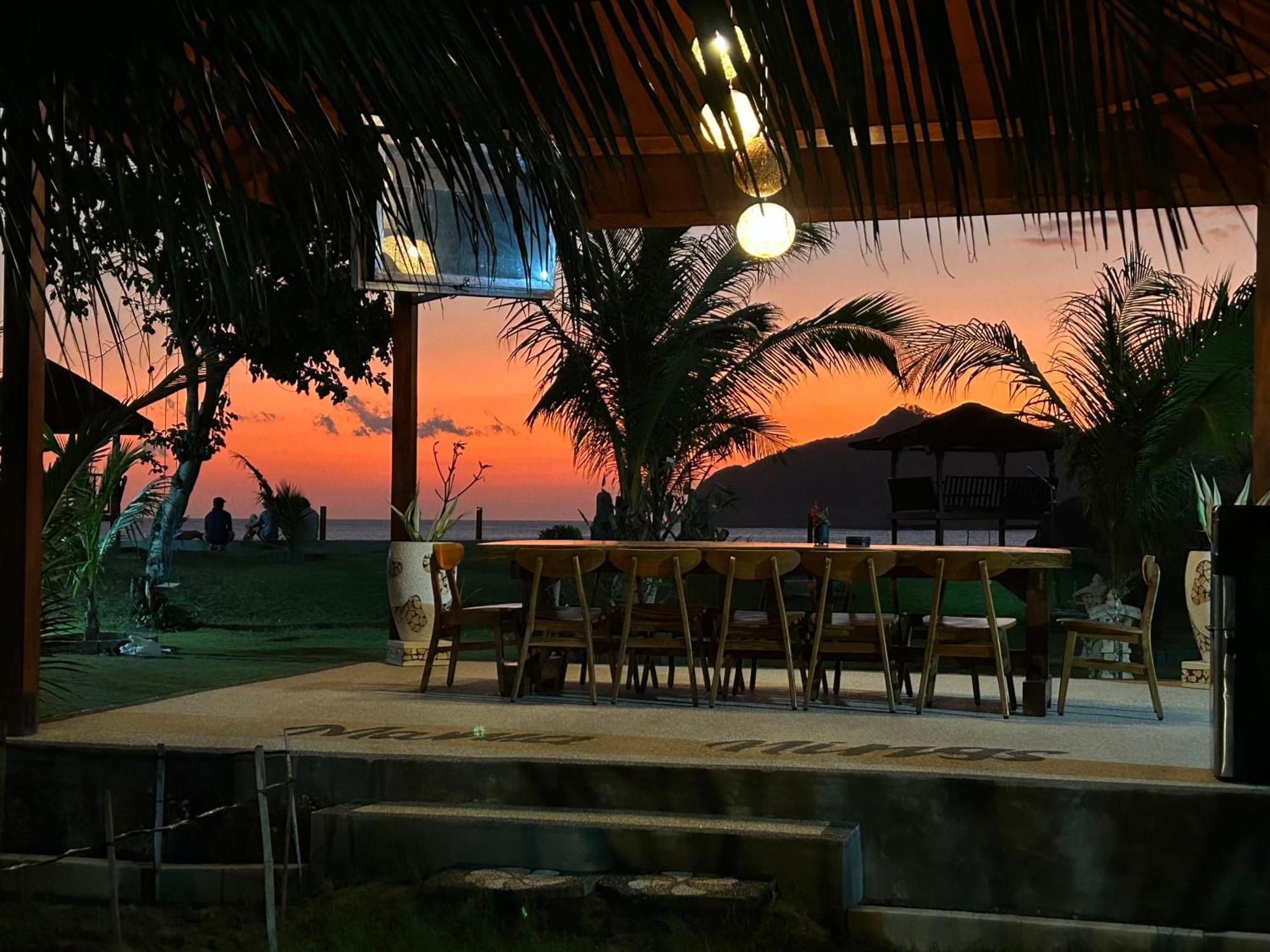 Mama Nings Beach Hotel Sekongkang 외부 사진